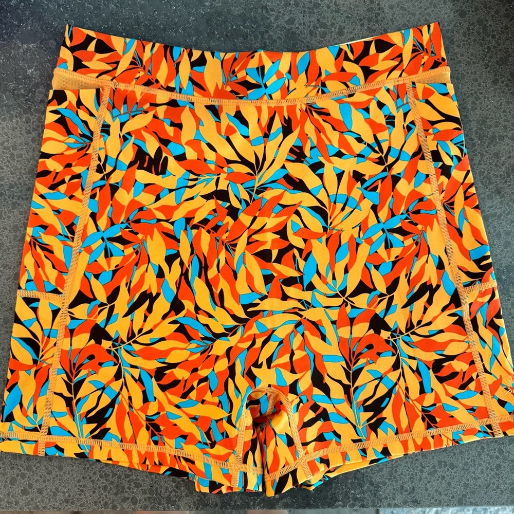Aerie OFFLINE Printed Leaf Bike Shorts XL High Rise Activewear